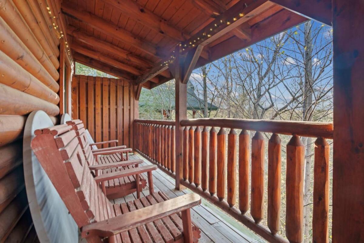 Stunning Mountain Cabin W Hot Tub Гатлинбург Экстерьер фото